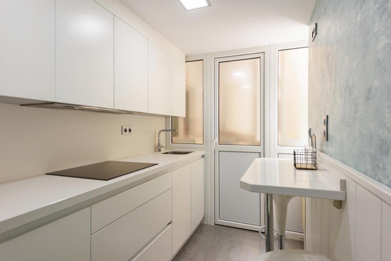 Apartamento Centrico Parking Aire Acondicionado Y Wifi Granada Exterior photo