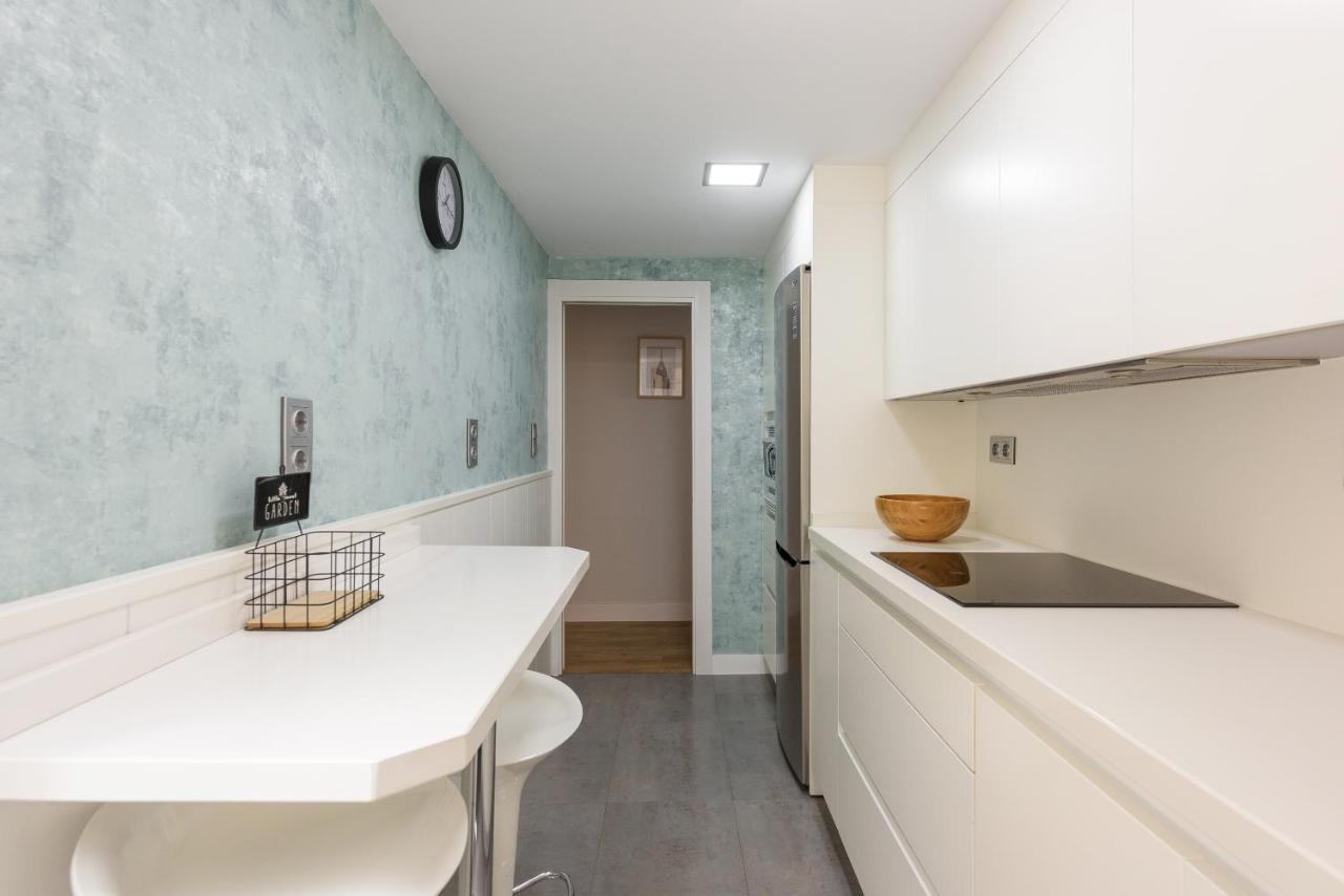 Apartamento Centrico Parking Aire Acondicionado Y Wifi Granada Exterior photo