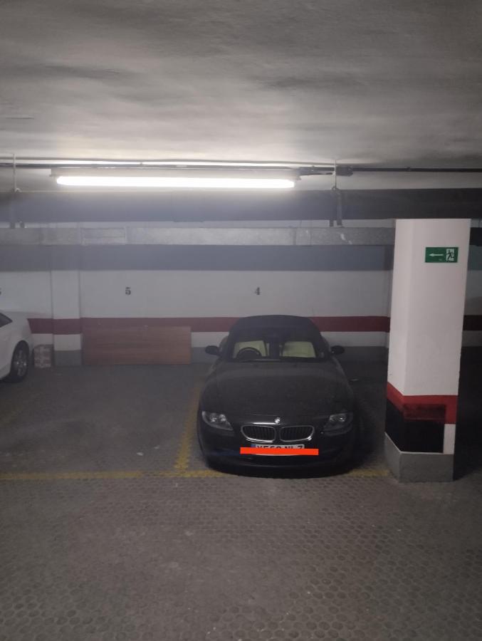 Apartamento Centrico Parking Aire Acondicionado Y Wifi Granada Exterior photo